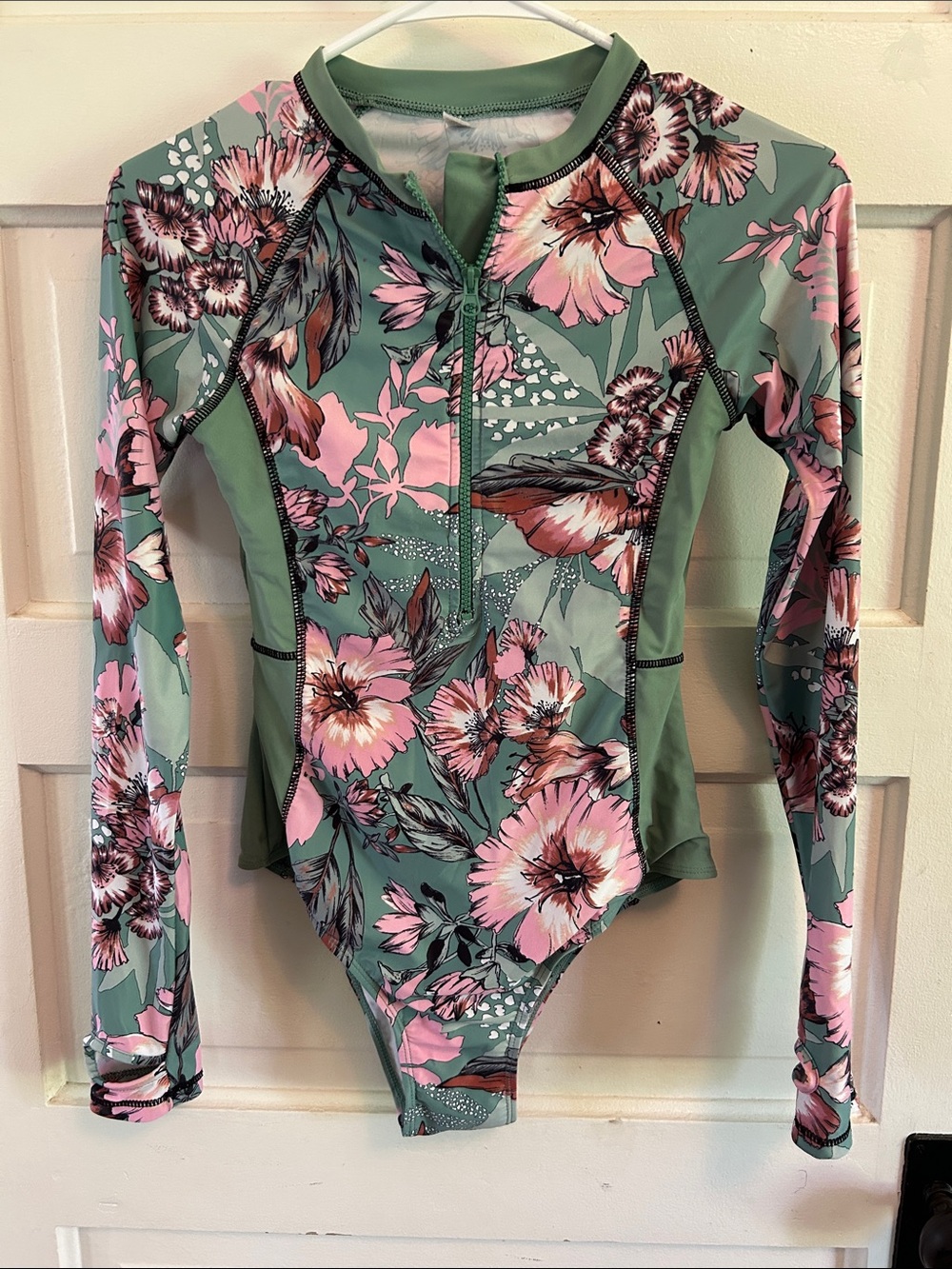 Blue Kiss women’s Floral Long-Sleeve One-Piece Swimsuit in Sage and Pink Sz S